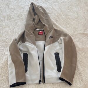 Nike tech boys small like new worn twice Beige and White Hooded Fleece Jacket